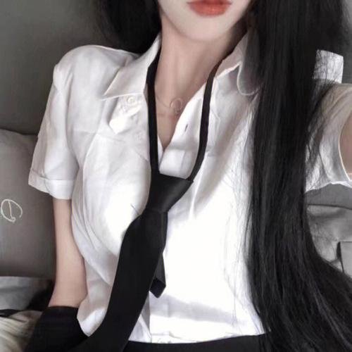 比基尼特工